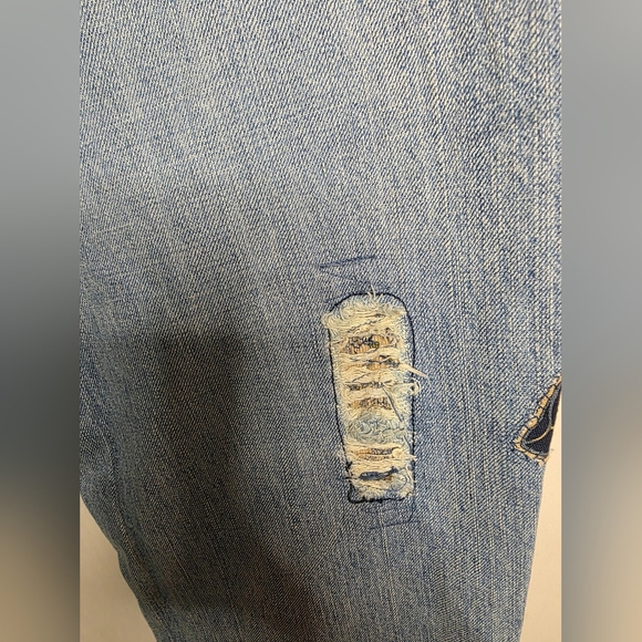 *2 For $30* Z. Cavaricci Blue Straight Leg Vintage Jeans w/ Embroidered Accents - Picture 5 of 14